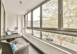 Комплексный ремонт и отделка балконов: пошаговый план